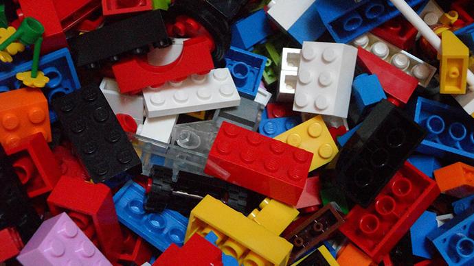 pile of different color legos